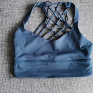 Lululemon size 6 sports bra